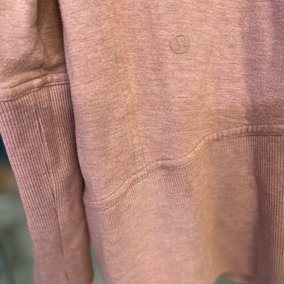 Lululemon Sweatshirt - Medium - Picture 5 of 5
